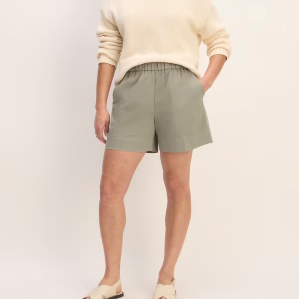 Everlane “The Easy Short”